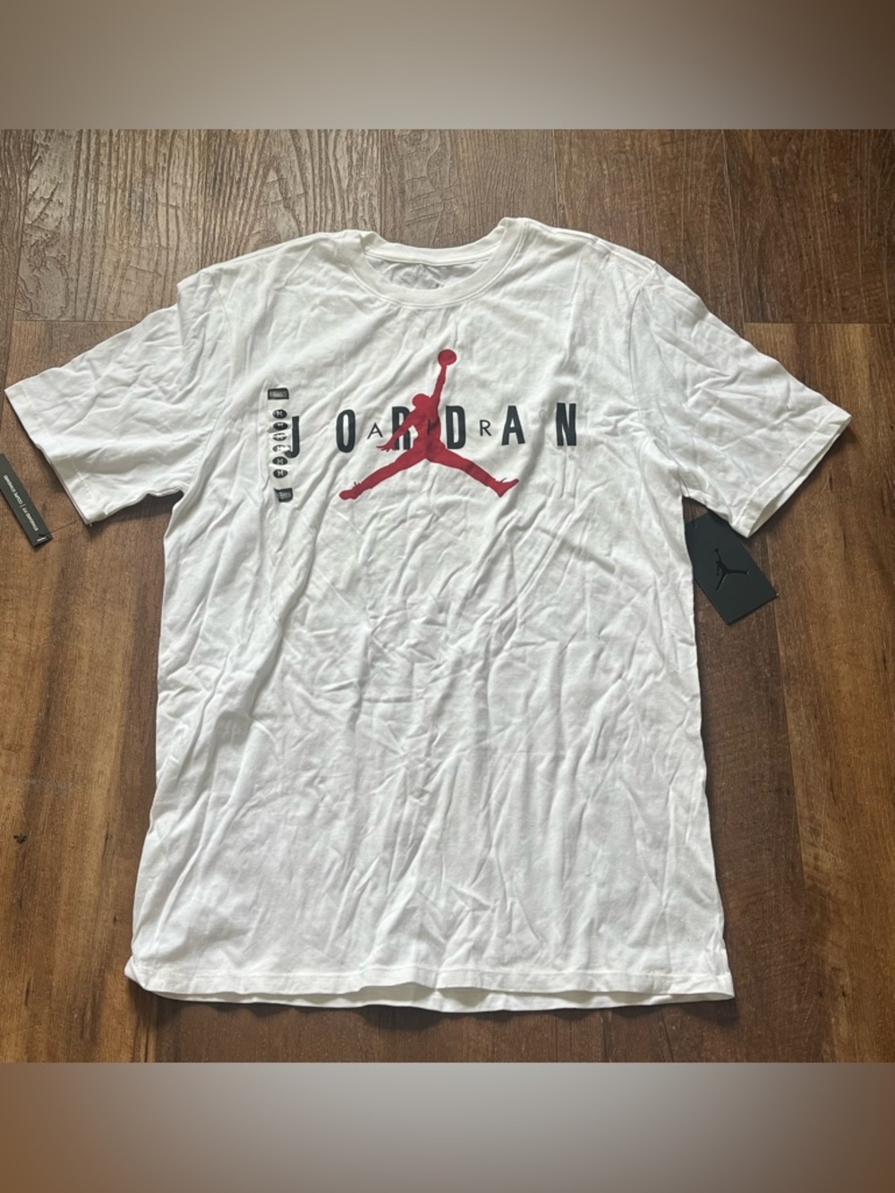 NWT Nike air Jordan white logo t shirt men’s size medium